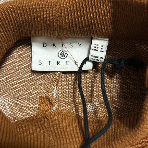 Brand new daisy street cow print set (purchased separately but selling as a SET) - Picture 4 of 9